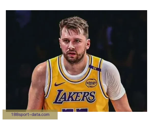 詹姆斯谈复出后努力磨合东契奇里夫斯打造球队新核心