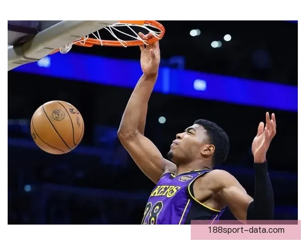 湖人明日迎战活塞 斯马特八村垒克勒贝尔出战存疑